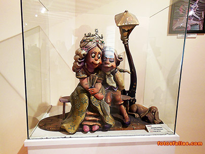 ninot 1990