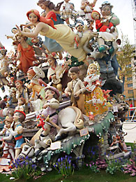 Child Falla Nou Campanar