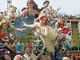 Child Falla Nou Campanar
