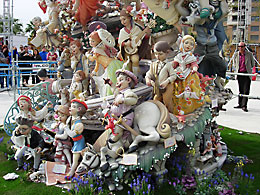Child Falla Nou Campanar