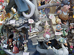 Child Falla Nou Campanar