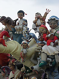Child Falla Nou Campanar