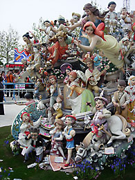 Child Falla Nou Campanar