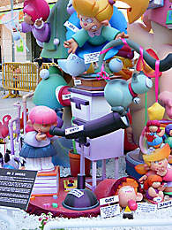 Children Falla  Antiga Campanar