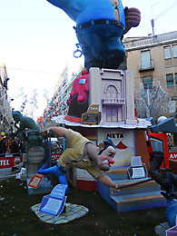 Falla Linterna-Na Robella