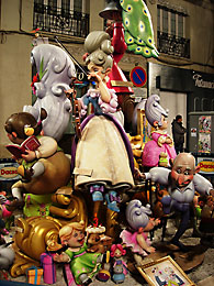 Falla Salvatierra-Amors