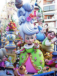 Falla Salvatierra-Amors