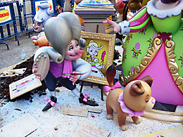 Falla Salvatierra-Amors