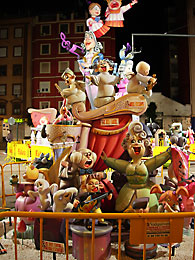 Falla Abril-Peris y Valero