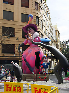 Pizarro-Amors 2013