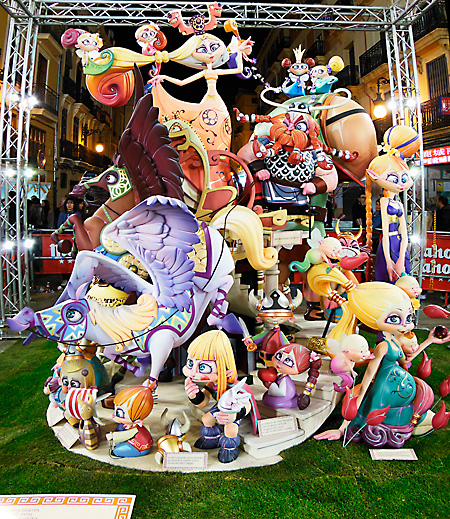 Child Falla Convento Jerusaln 2014