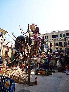 plant falla pilar 2014
