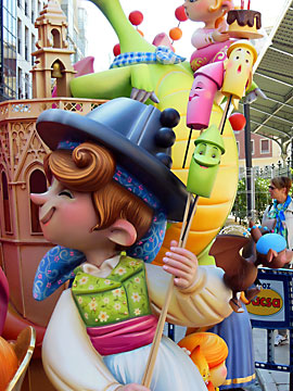 falla Salvatierra-Amorós 2015