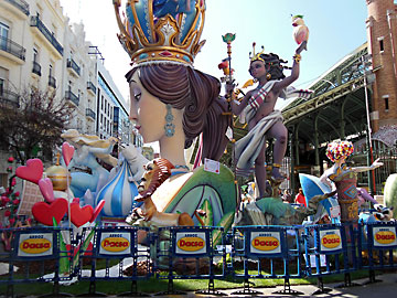 falla Salvatierra-Amorós 2015