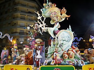 falla Maeztu-Leones 2015
