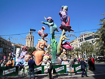 falla Pza de la Reina 2015