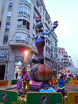 falla Regne Valencia-Serrano 2015