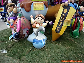 falla Antiga Campanar 2016