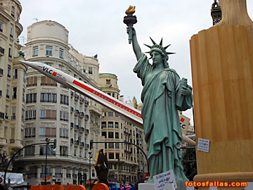concorde and statue of Liberty