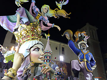 falla el pilar 2016