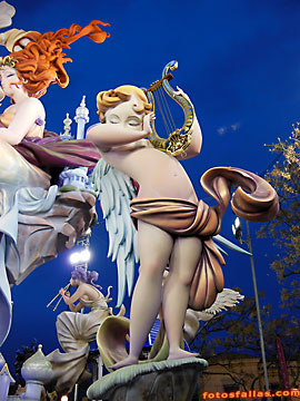 Angel with lyre