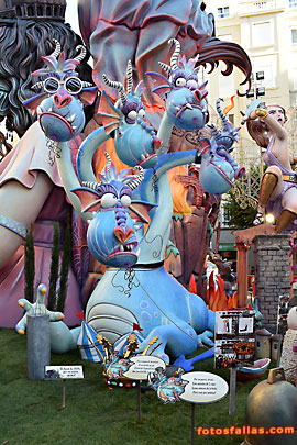 monstruo de 5 cabezas