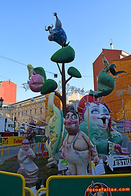 falla Aguilar-Perelló 2017