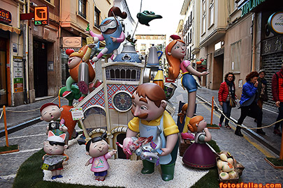 falla  Linterna-Na Robella 2018
