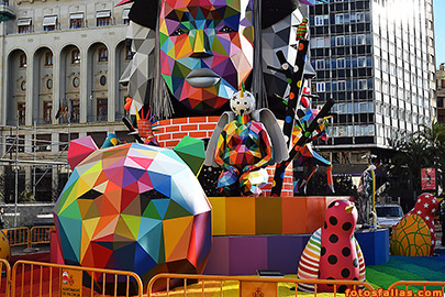 cabezas multicolores