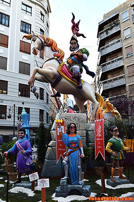 falla Pizarro-Amorós 2018