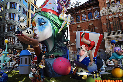 falla Mercado Central 2018