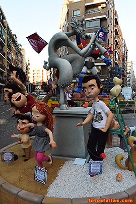 falla infantil Luis Oliag-Mariola 2019