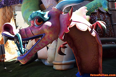 dragón