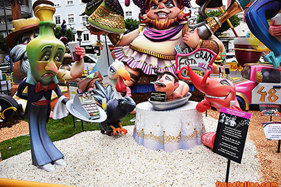 falla S. Abril-Perís y Valero 2022
