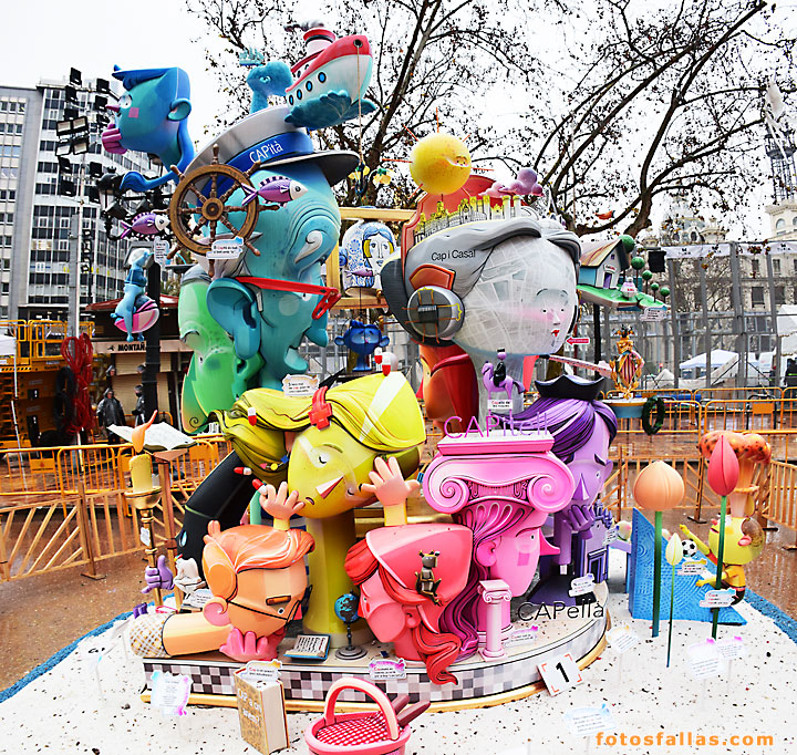 falla ayuntamiento  2025