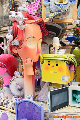 Child Falla ayuntamiento  2025